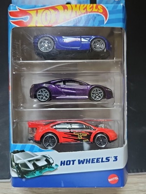 Hot Wheels πακέτο 3 Acura NSX Alfa Romeo σαν καινούργιο