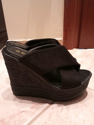 Black platform shoes size 36 like new