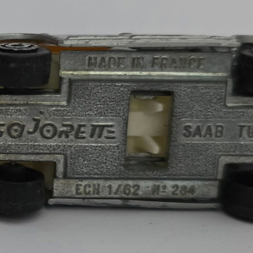 Majorette SAAB 900 Turbo 1984 diecast car silver 1/62