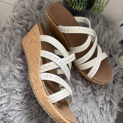 Skechers cushion sole sandals with leather straps