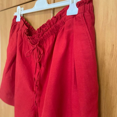 H&M linen shorts red size XL new