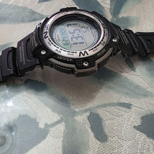 Casio Protrek SGW-100 digital watch like new, black
