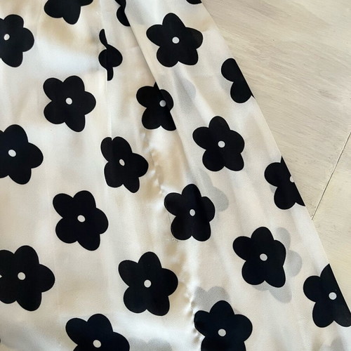 Mini dress used white with black flowers size Large