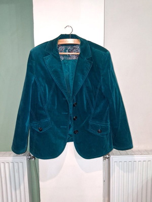 Gerry Weber velvet jacket green, like new, size L