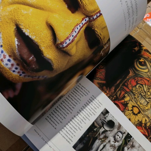Βιβλίο National Geographic σαν καινούργιο με πλούσιο φωτογραφικό υλικό
