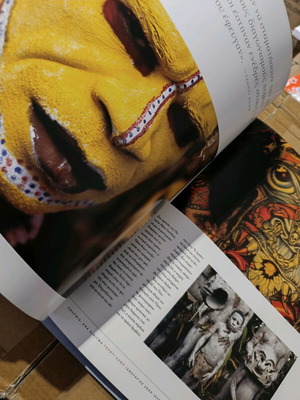 Βιβλίο National Geographic σαν καινούργιο με πλούσιο φωτογραφικό υλικό