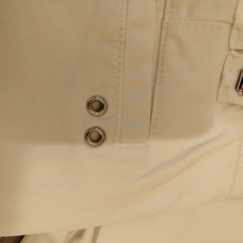 Tommy Hilfiger women's white bermuda shorts, size S