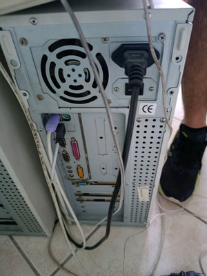 Quest desktop computer used