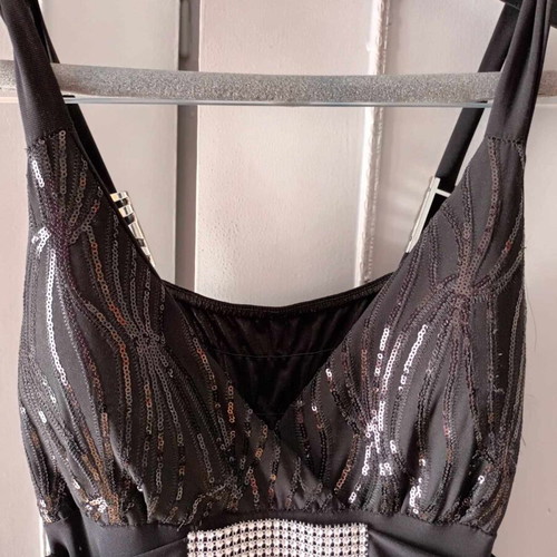 Grey dress with sequins like new, size M
