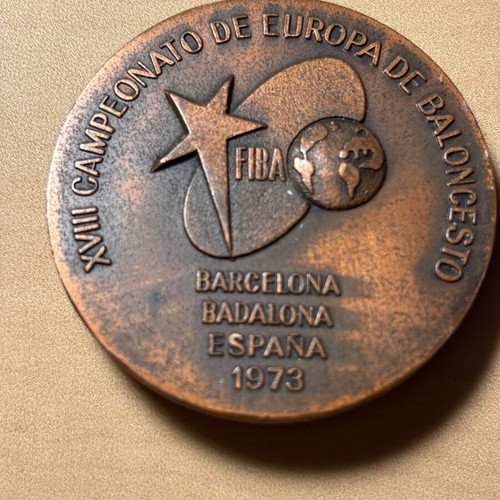 Medal 1973 FIBA Basketball Championships like new