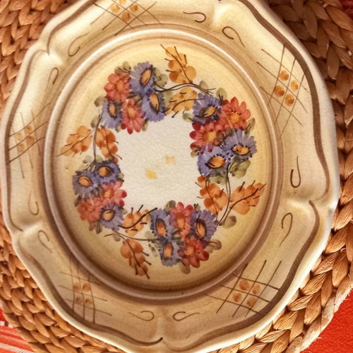 Decorative wall plate used, handmade