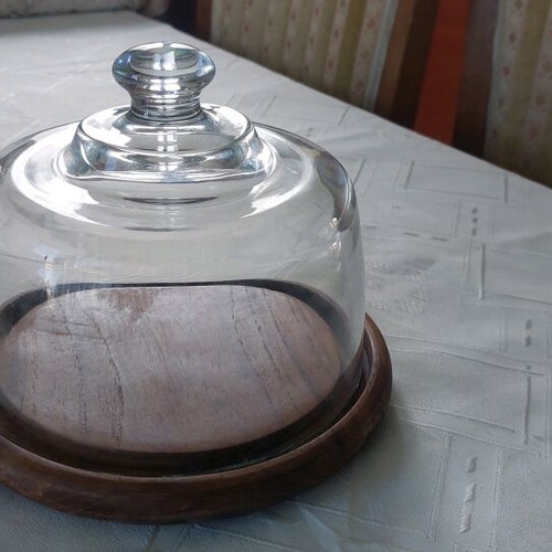 Cheese dish like new with wooden base and glass lid