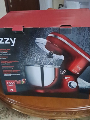Izzy mixer 1500 watt 7L