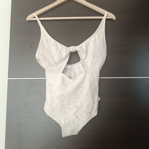 H&M One-Piece Swimsuit white like new, size S