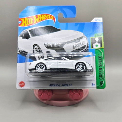 Hot Wheels Audi RS e-tron GT White 1:64 New