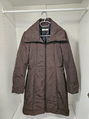 Women’s brown long puffer coat used
