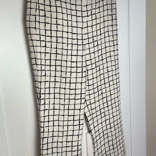 Zara pants size XS high-waisted like new, black and white