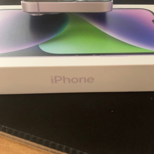 iPhone 14 Plus purple like new, 128GB