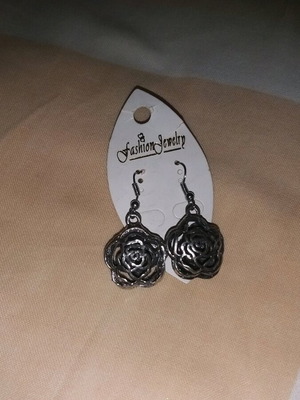 Earrings new, never used