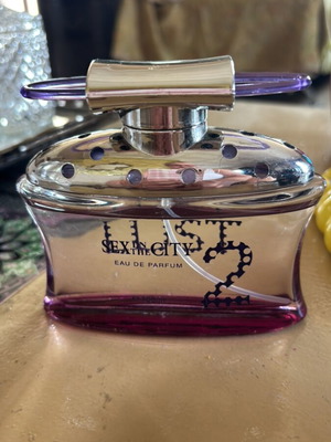 Sex in the City 2 Eau de Parfum 100 ml like new