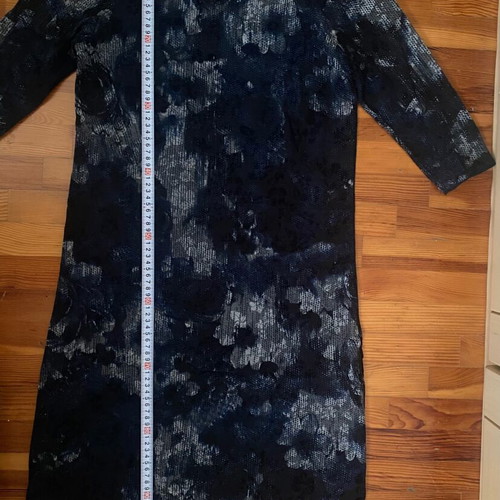 Velvet blue Zara dress used, size M/L, slightly elastic