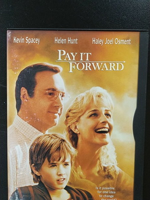 Pay It Forward DVD with subtitles