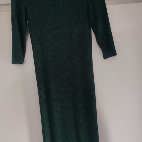 Stradivarius knitted midi dress like new, dark green, size M