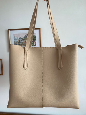 Shoulder bag new, beige, medium size