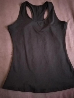 Shein women's athletic top size M black new
