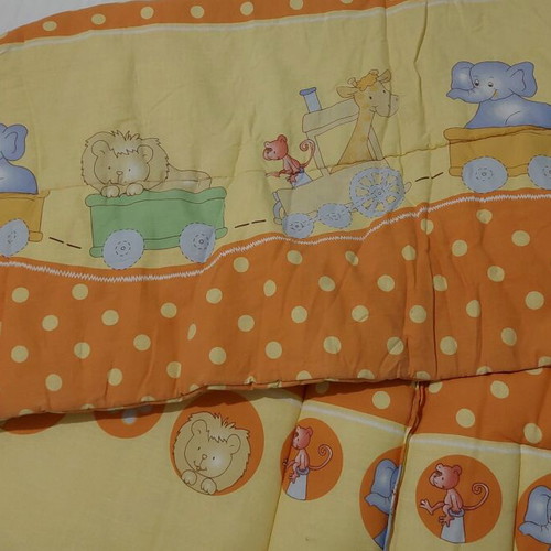 United Colors of Benetton baby bedding set used, yellow and brick with jungle animals