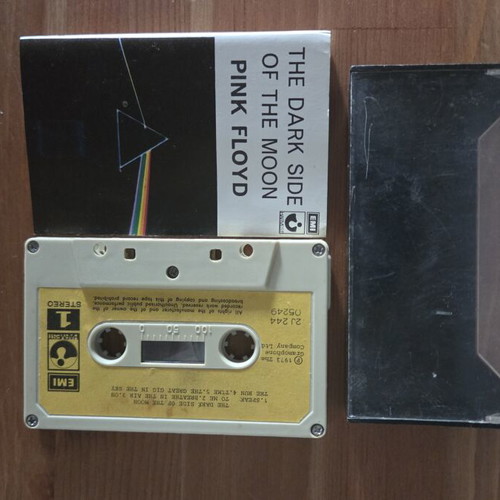 Pink Floyd The Dark Side of the Moon cassette tape used, rock