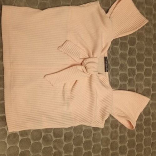 Guess women's top like new, size M 38 10