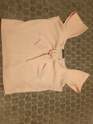 Guess women's top like new, size M 38 10