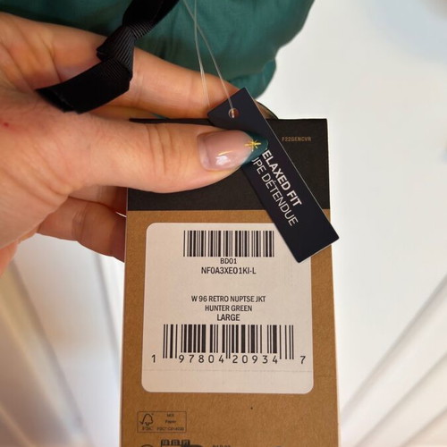 The North Face Nuptse 700 Women's Jacket L Emerald new with tag