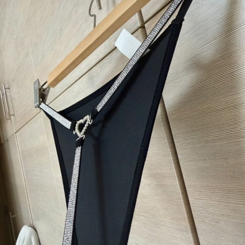 Intimissimi black satin t-string with silver rhinestone heart, brand new