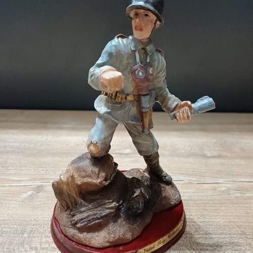 German soldier figure like new from Vidal Poly collection