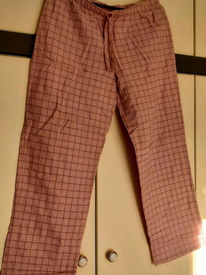 Triumph pajama pants size 44 pink like new