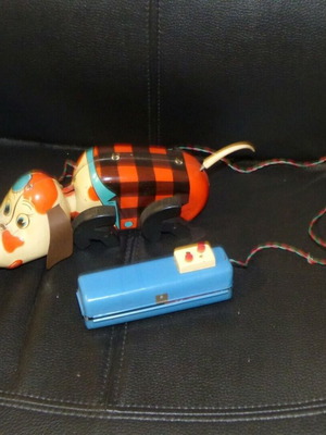 Τσίγκινο παιχνίδι Dog Me 775 Red China μεταχειρισμένο