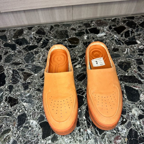 Nike slippers used, leather, orange, size 38.5