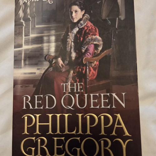 The Red Queen by Philippa Gregory like new