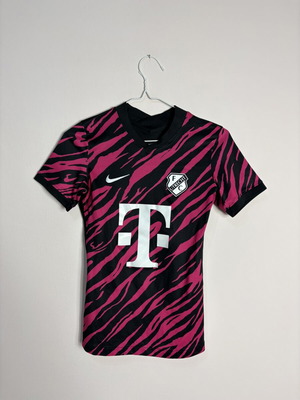 Utrecht 2022/23 away jersey size XS