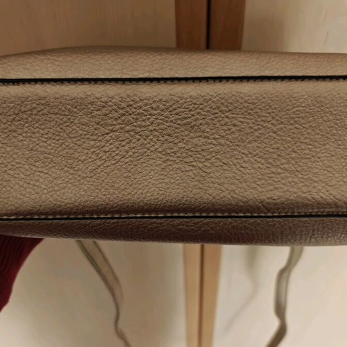 Shoulder bag in metallic gold color like new