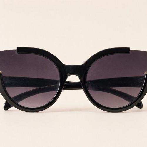 Oversized cat-eye sunglasses black, like new