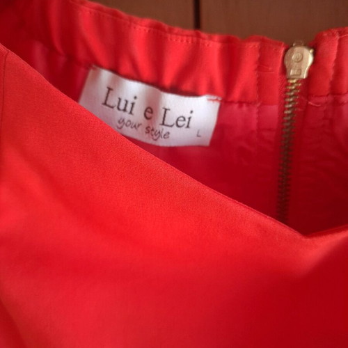 Lui e Lei red midi dress like new, off the shoulder
