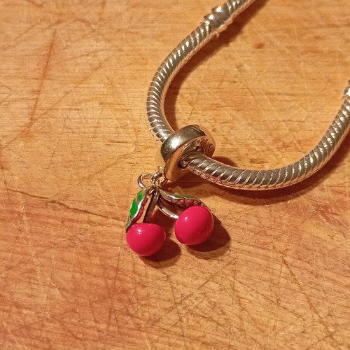 Pandora cherries charm original, like new, red
