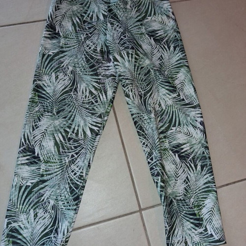 Girls' leggings like new, wrap style above the ankle