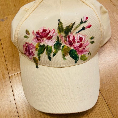 Hand-painted hat new for unique appearances
