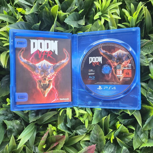 Doom VFR PS4 game used, VR required