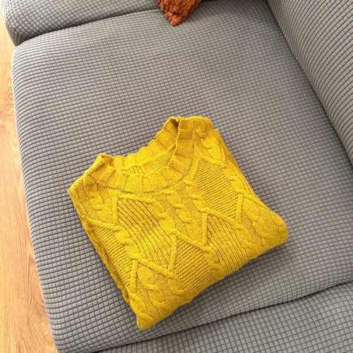 Yellow Cable Knit Sweater like new, oversized fit
