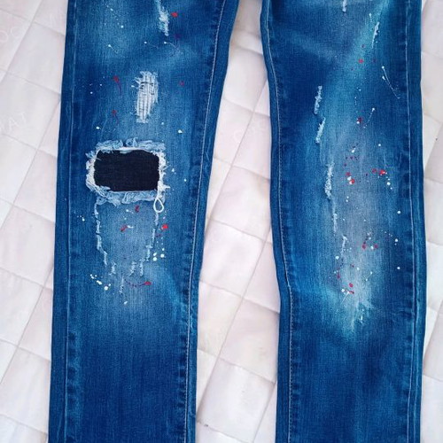 Dsquared2 jeans new, straight fit no42